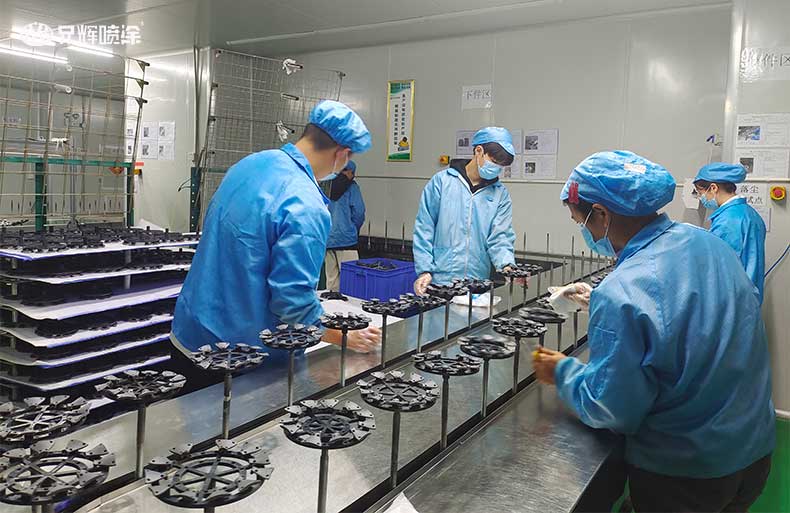  震惊！惠州这家喷油厂，日产量达20万套塑胶外壳